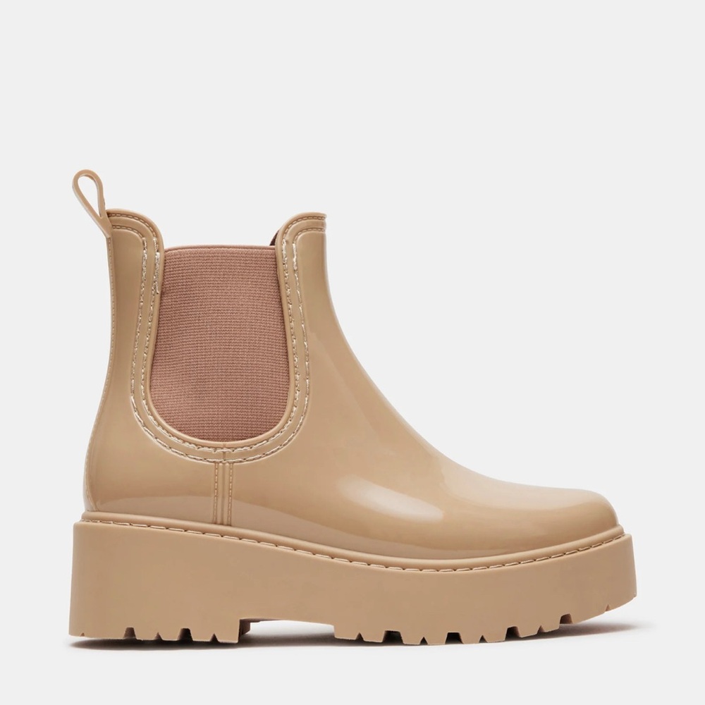 New Steve Madden Sahara Chelsea Boot | blush color | size 10 women’s